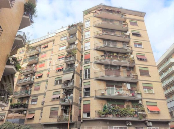 appartamento in vendita a Roma in zona Gianicolense