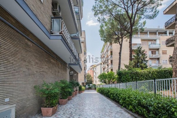 appartamento in vendita a Roma in zona Gianicolense