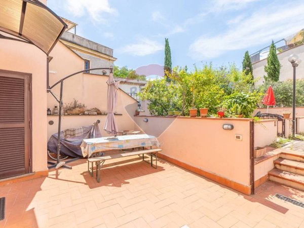 appartamento in vendita a Roma in zona Tuscolano