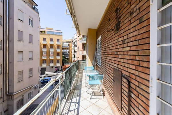 appartamento in vendita a Roma in zona Appio Latino