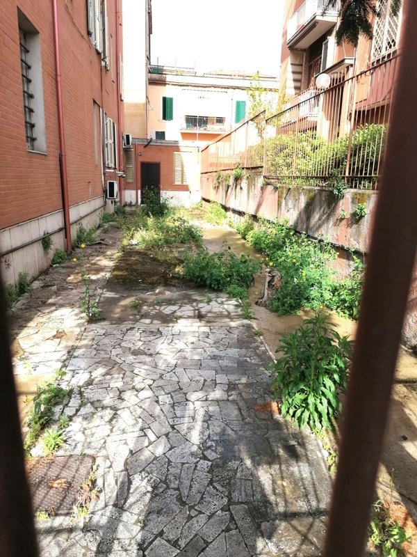 appartamento in vendita a Roma in zona Prenestino-Centocelle