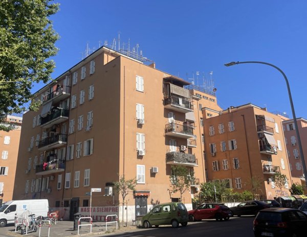 appartamento in vendita a Roma in zona Monte Sacro/Talenti
