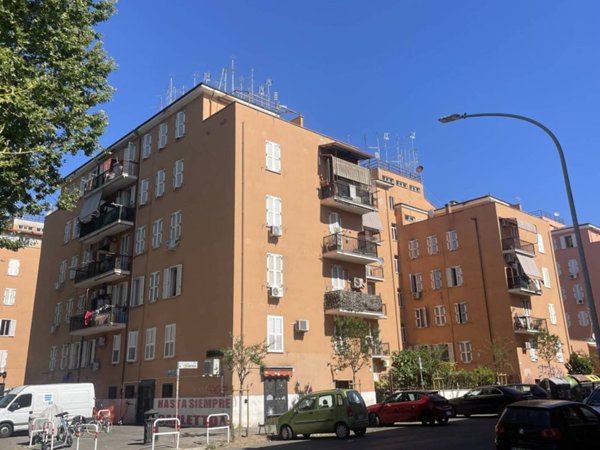 appartamento in vendita a Roma in zona Monte Sacro/Talenti