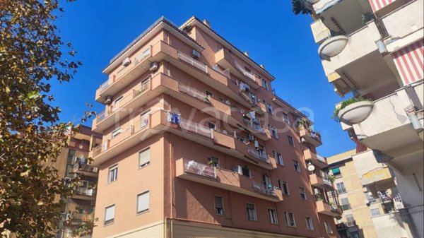 appartamento in vendita a Roma in zona EUR