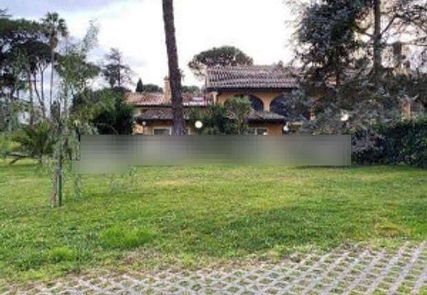 casa indipendente in vendita a Roma