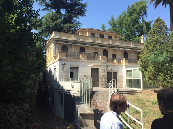 intera palazzina in vendita a Roma in zona Salario