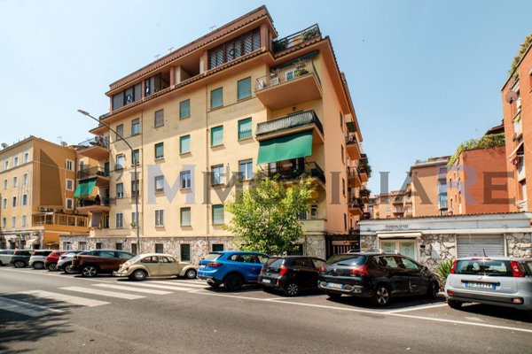 appartamento in vendita a Roma in zona Gianicolense