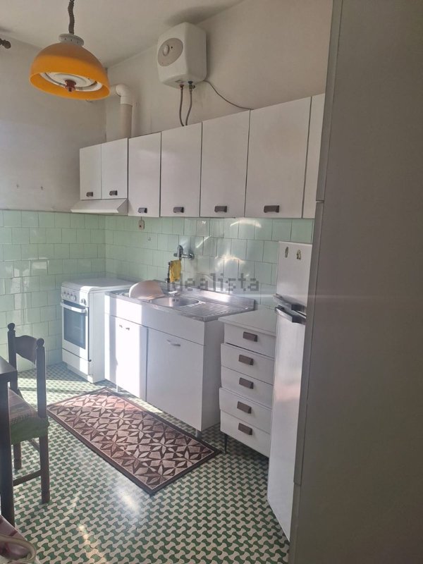 appartamento in vendita a Roma in zona Torre Angela