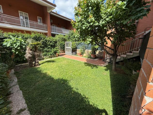 casa indipendente in vendita a Roma in zona Montespaccato