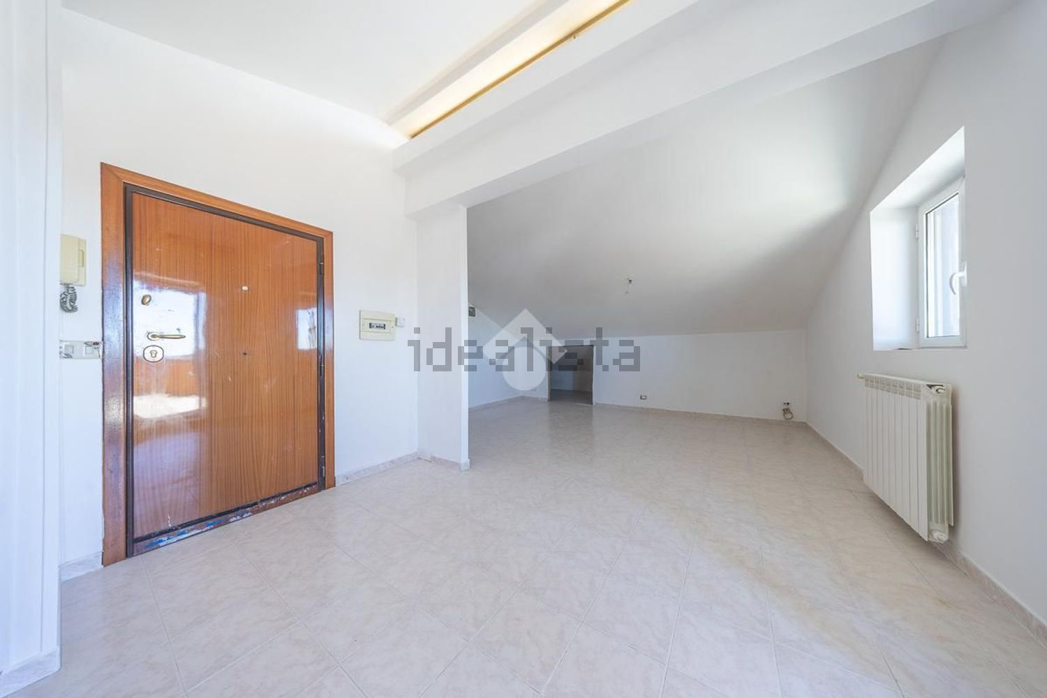 appartamento in vendita a Roma in zona Castelverde