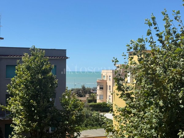 appartamento in vendita a Roma in zona Ostia