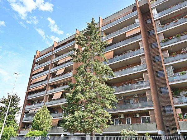 appartamento in vendita a Roma in zona Cinecittà