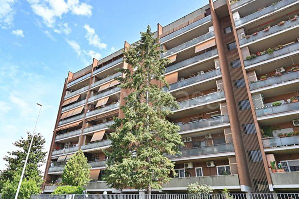 appartamento in vendita a Roma in zona Cinecittà