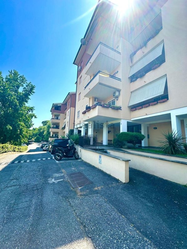 appartamento in vendita a Roma in zona Prima Porta
