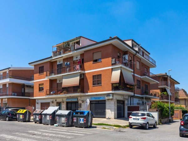 appartamento in vendita a Roma in zona Tor Vergata/Torrenova
