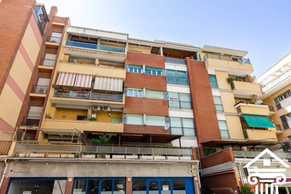 appartamento in vendita a Roma in zona Ostia