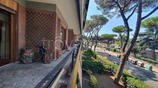 appartamento in vendita a Roma in zona Appio Claudio