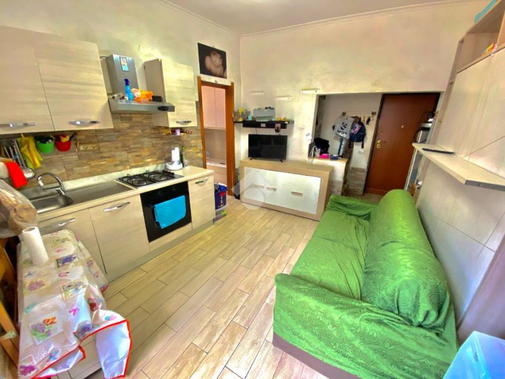 appartamento in vendita a Roma in zona Prenestino-Centocelle