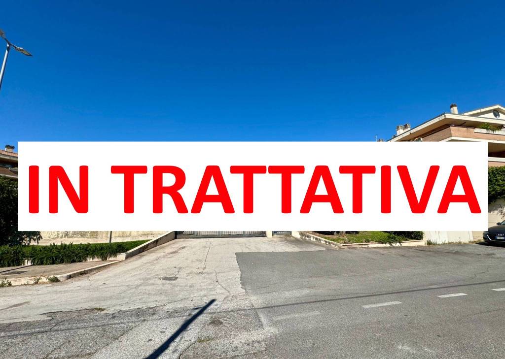 appartamento in vendita a Roma in zona Monte Migliore
