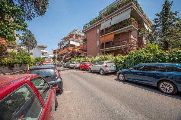 appartamento in vendita a Roma in zona Monte Sacro/Talenti