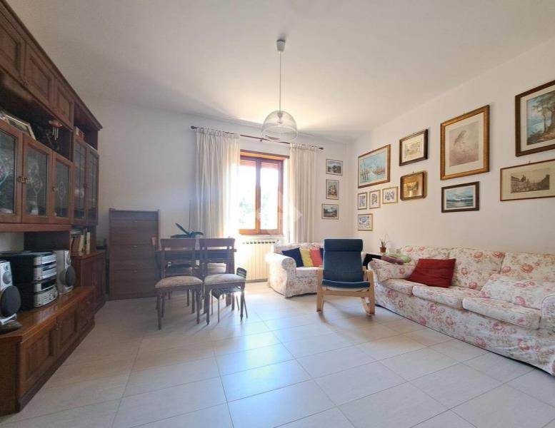 appartamento in vendita a Roma in zona San Basilio