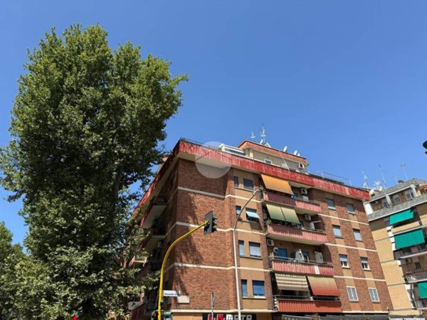 appartamento in vendita a Roma in zona Portuense