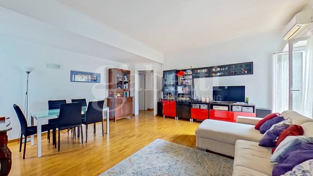appartamento in vendita a Roma in zona Ostiense