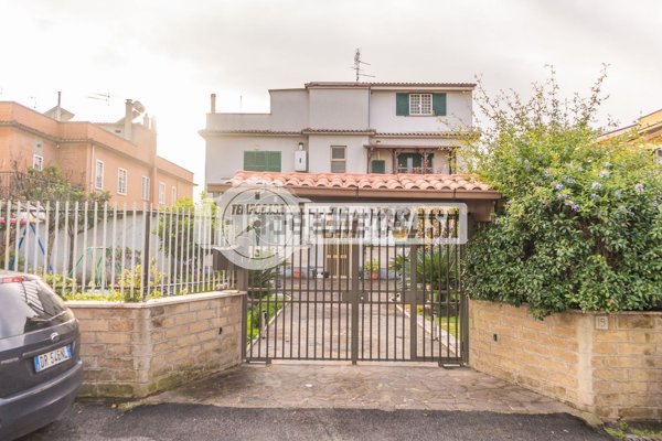 appartamento in vendita a Roma in zona Romanina