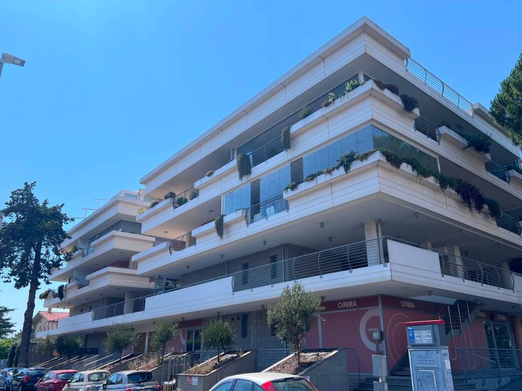 appartamento in vendita a Roma in zona Acilia