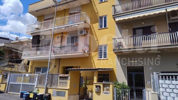 appartamento in vendita a Roma in zona Ponte di Nona