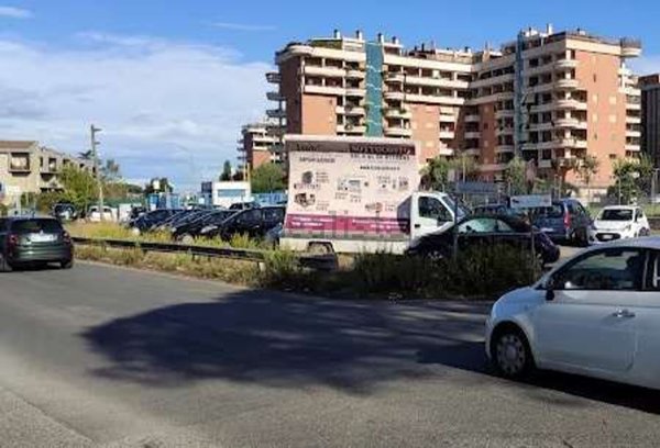 appartamento in vendita a Roma in zona Acilia