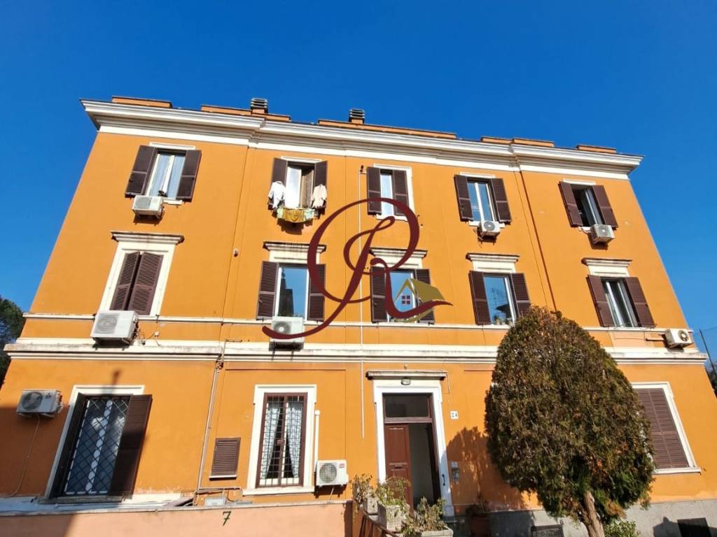 appartamento in vendita a Roma in zona Della Vittoria