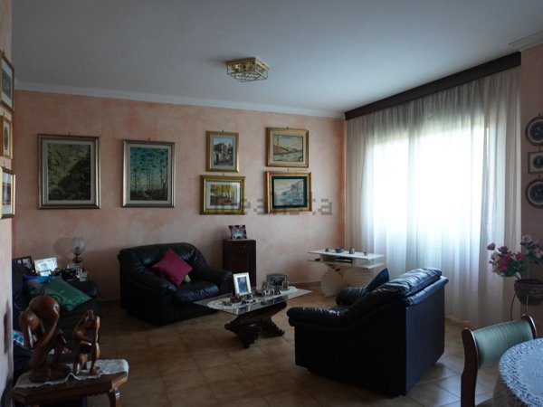 appartamento in vendita a Roma in zona Ostiense