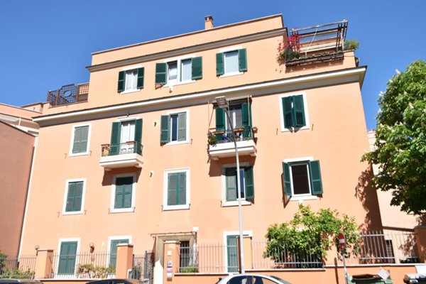 appartamento in vendita a Roma in zona Ostiense