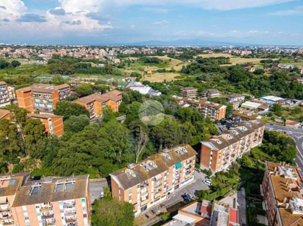 appartamento in vendita a Roma in zona Dragona/Bagnoletto
