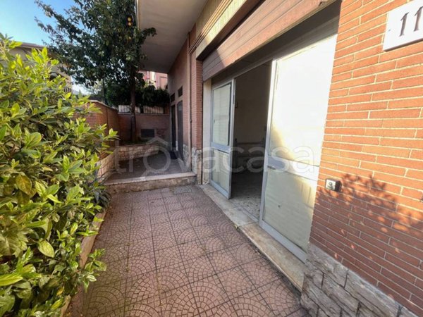 negozio in vendita a Roma in zona Labaro