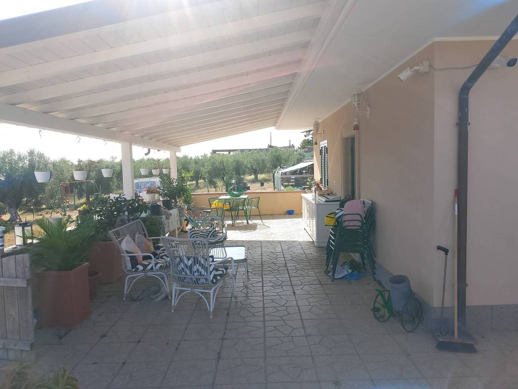 casa indipendente in vendita a Roma in zona Trigoria