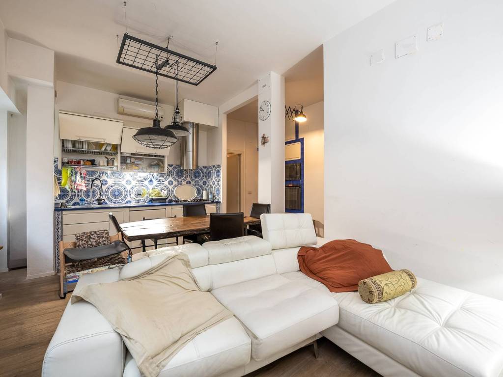 casa indipendente in vendita a Roma in zona Nomentano