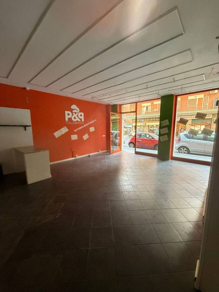 locale commerciale in vendita a Roma in zona Pietralata