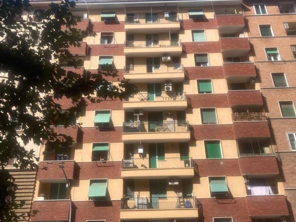 appartamento in vendita a Roma in zona Appio Latino