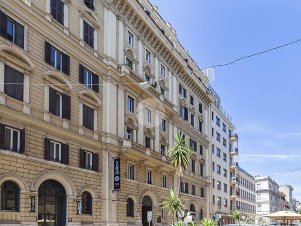 appartamento in vendita a Roma in zona Castro Pretorio