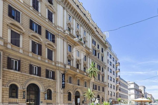 appartamento in vendita a Roma in zona Castro Pretorio
