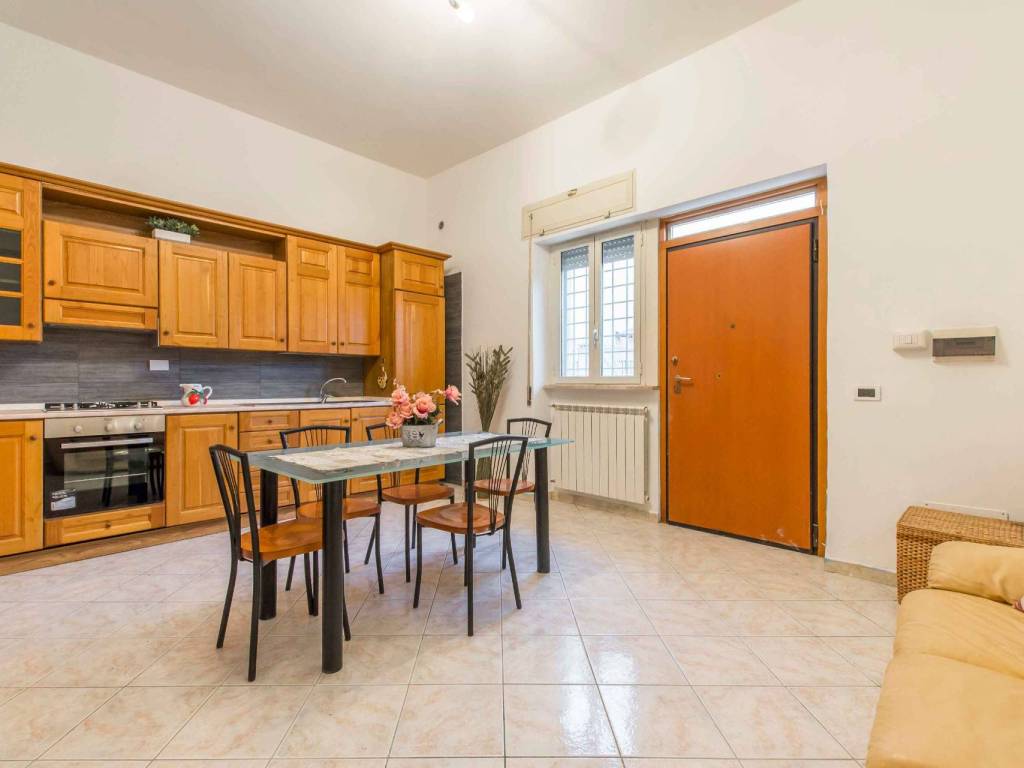 appartamento in vendita a Roma in zona Torre Maura