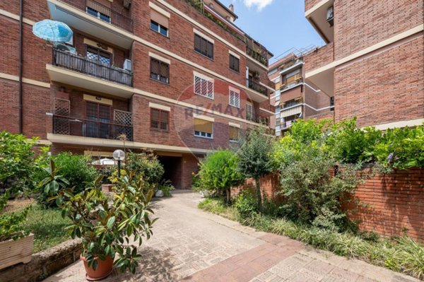 appartamento in vendita a Roma in zona Primavalle