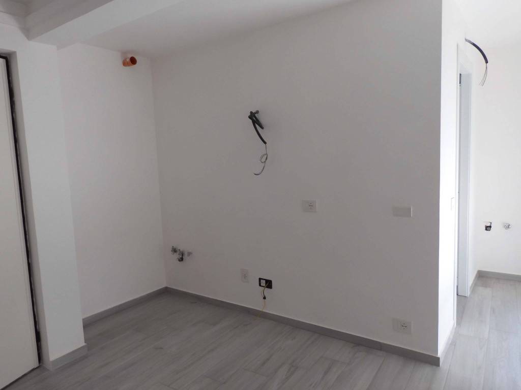 appartamento in vendita a Roma in zona Tor de' Cenci
