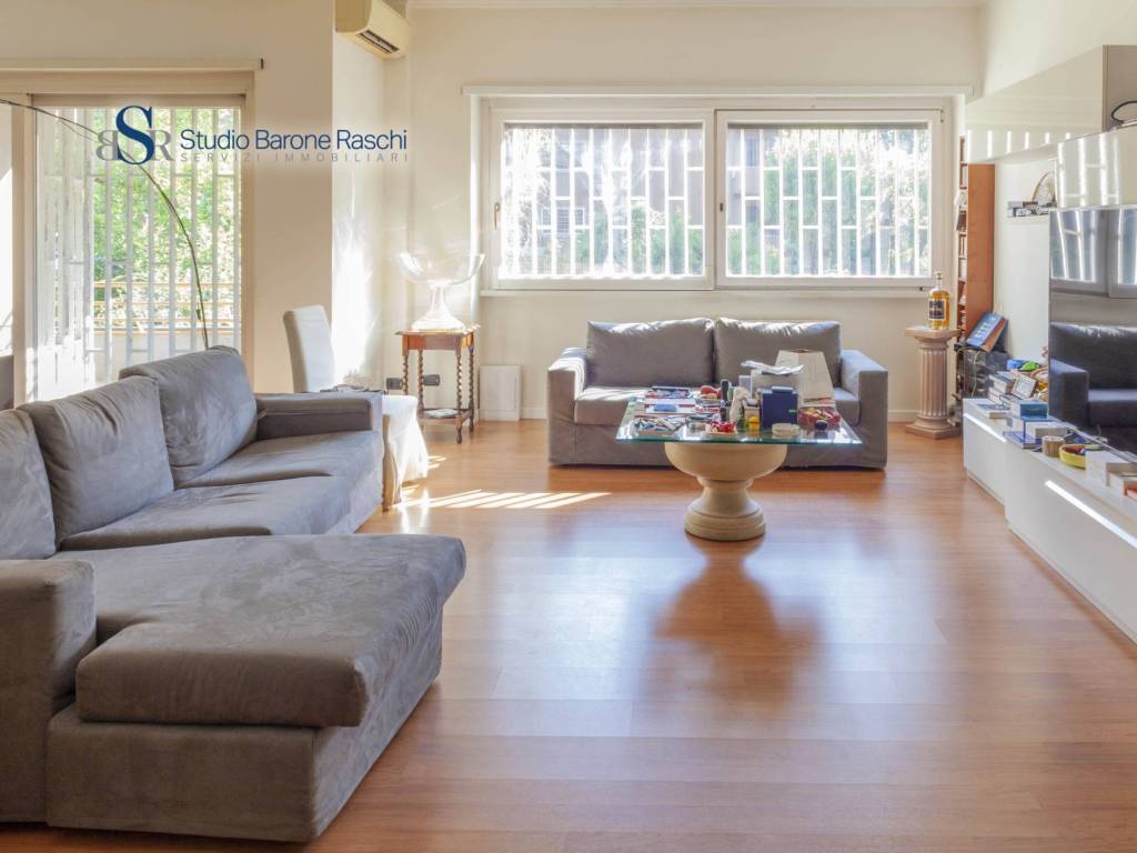 appartamento in vendita a Roma in zona Monte Sacro/Talenti