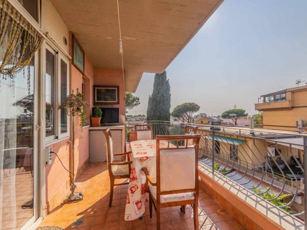 appartamento in vendita a Roma in zona Romanina