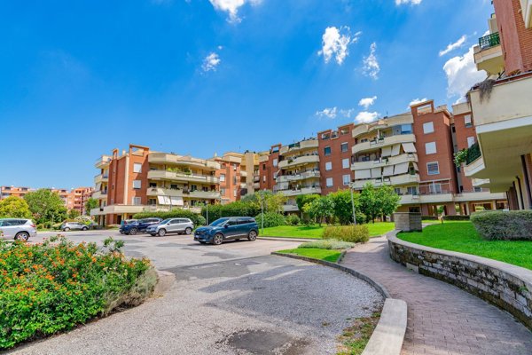 appartamento in vendita a Roma in zona Mezzocammino