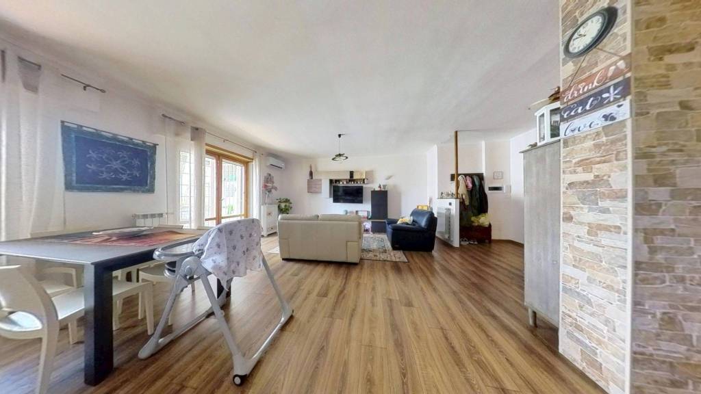 appartamento in vendita a Roma in zona Dragona/Bagnoletto