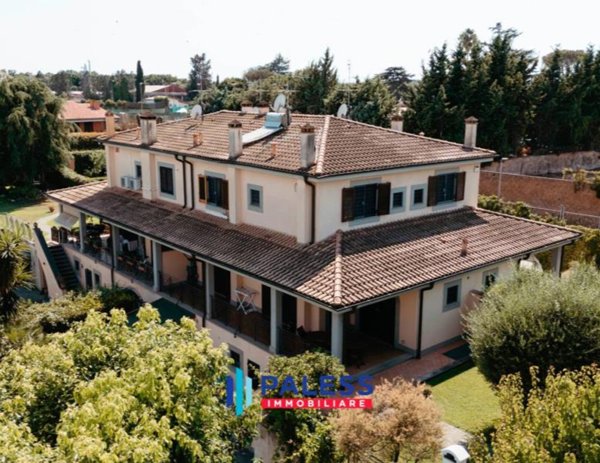 casa indipendente in vendita a Roma